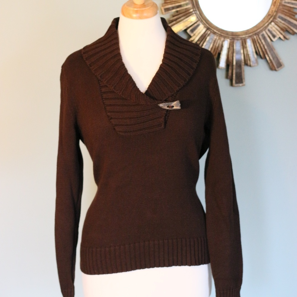 Ralph Lauren brown sweater with horn shaped button